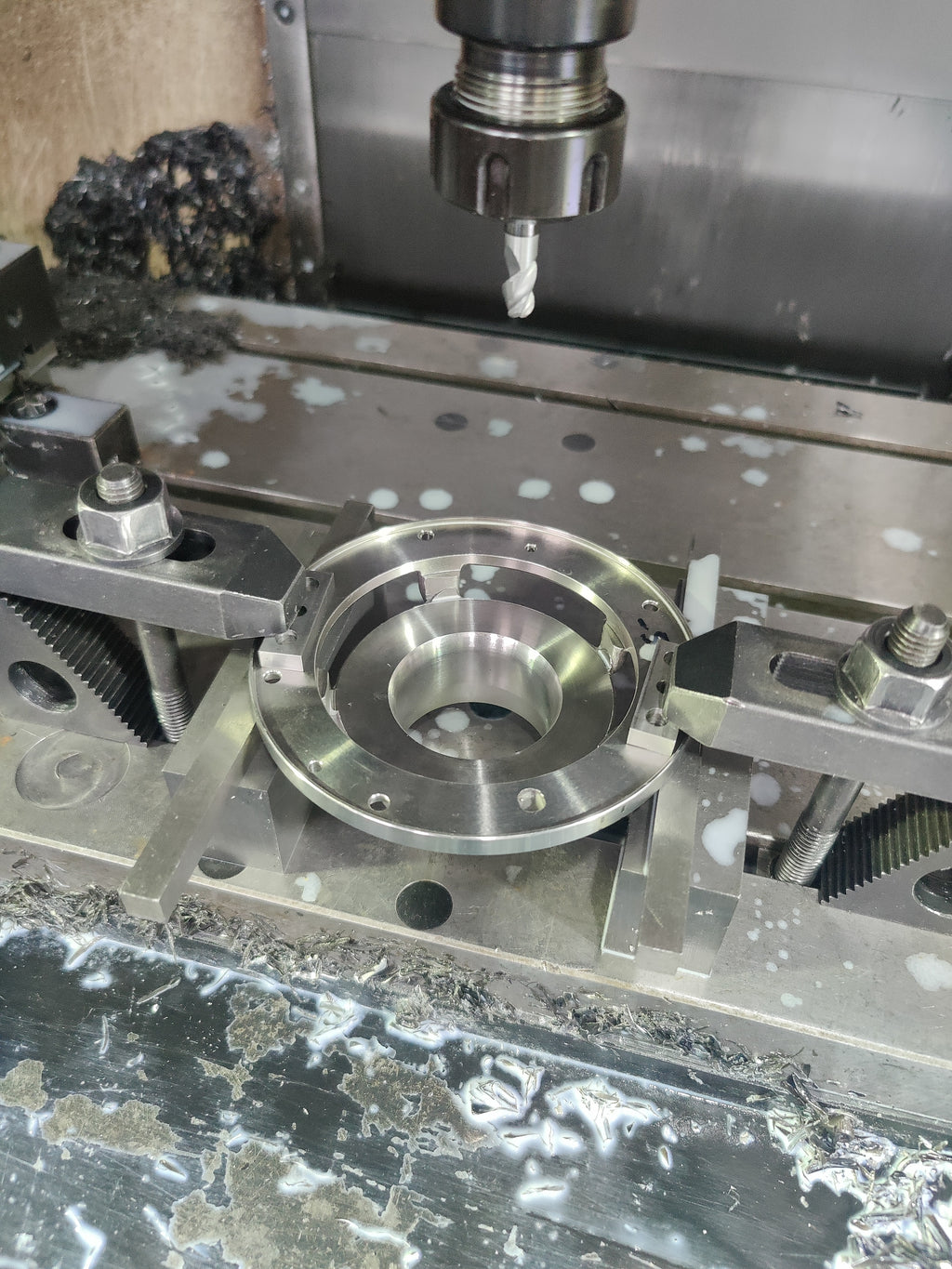 CNC machining of steel | aluminum | cast iron castings